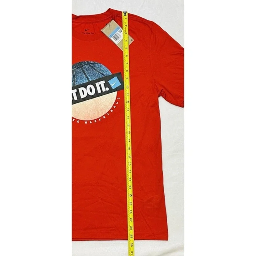 The Nike Tee JUST DO IT Basketball Dri-Fit Red Shirt Men's Medium HF6203-657 NWT